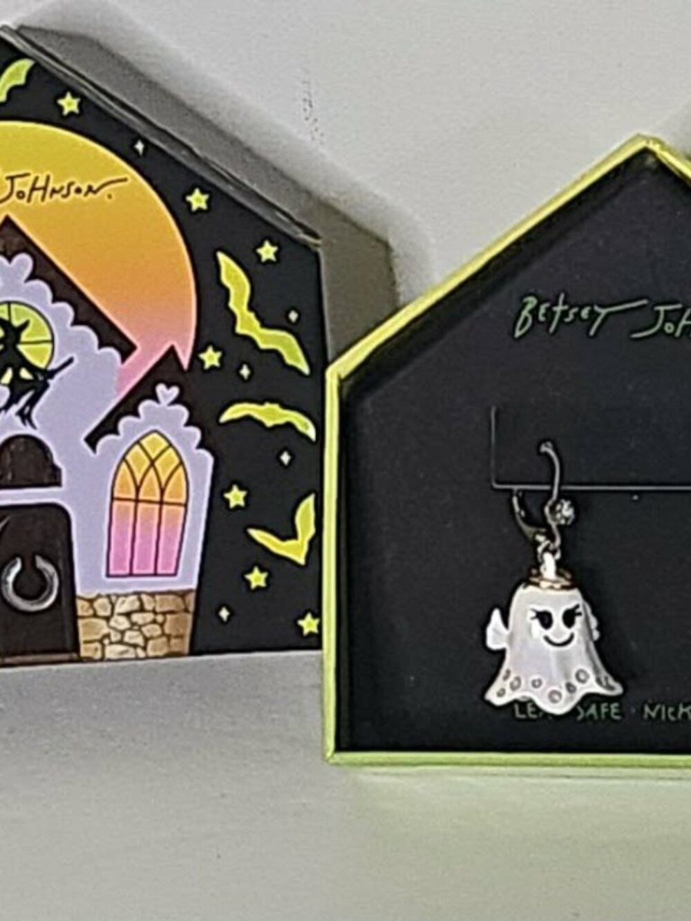Betsey Johnson Halloween Angel & Devil Mismatch Drop Earrings NIP Haunted House - Picture 2 of 3